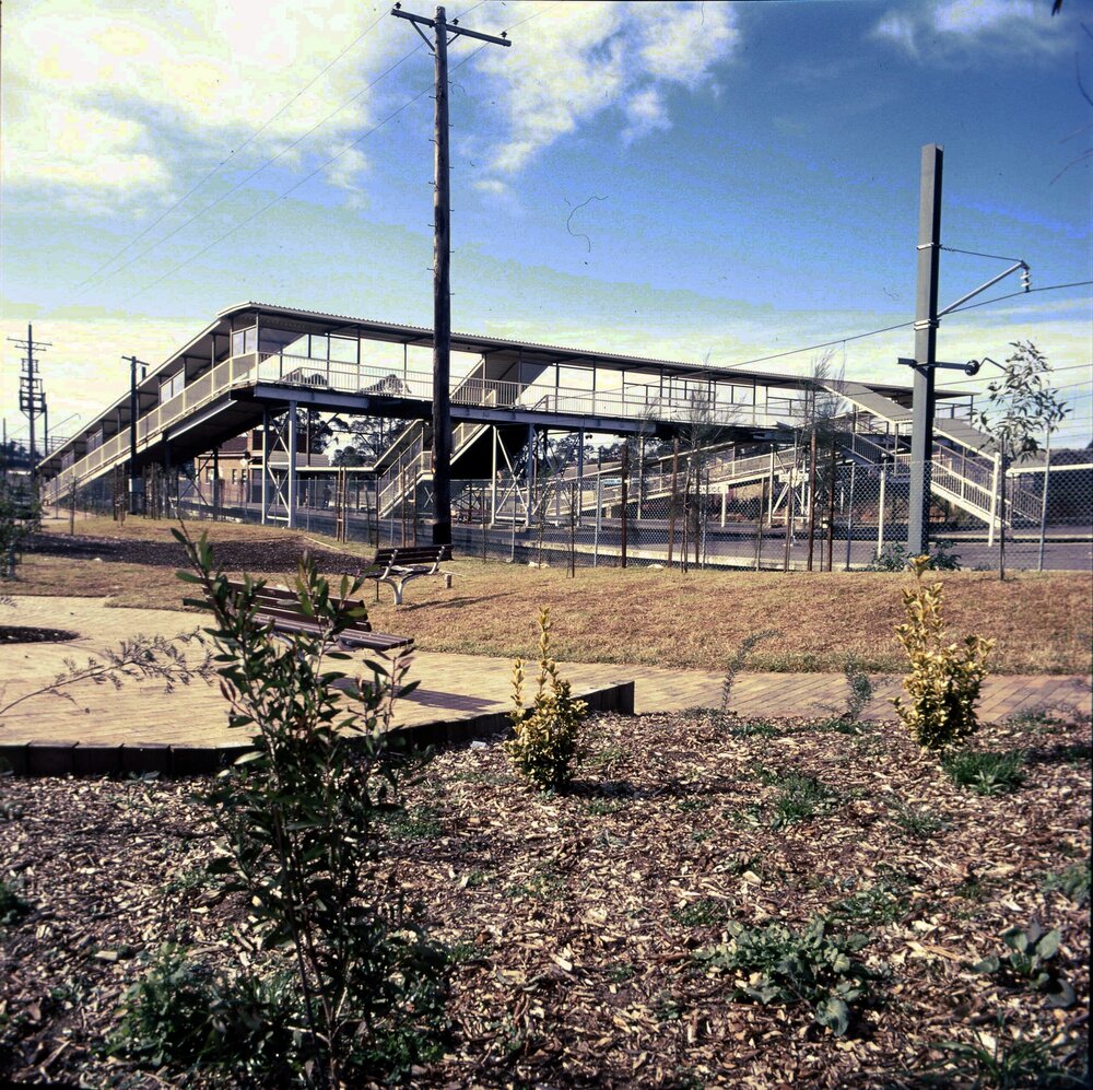 Doonside Railway Station, Doonside