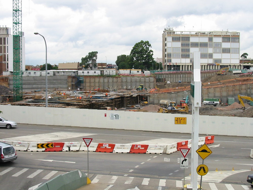 Max Webber Library, construction