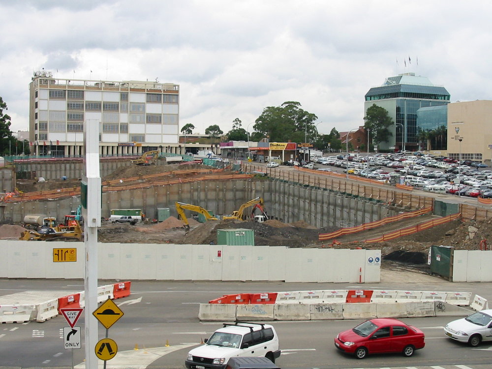 Max Webber Library, construction