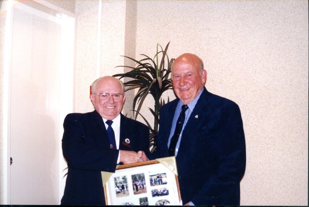 Presentation to RAAF members of 11 RSU, Mount Druitt