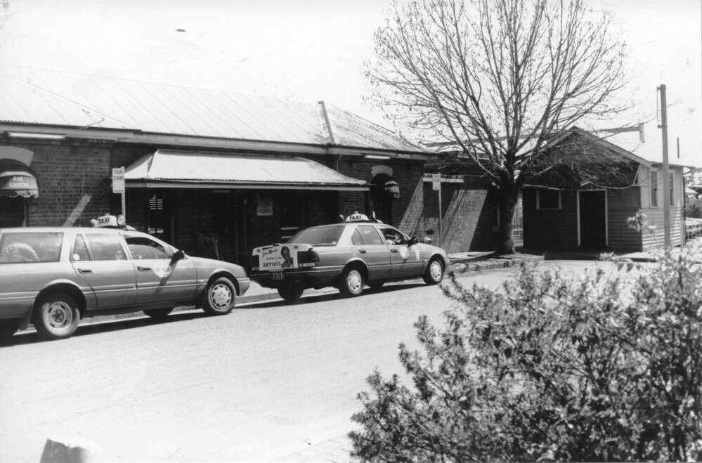 Riverstone railway station, Riverstone