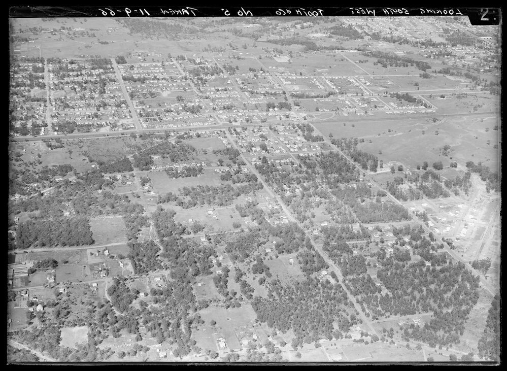 Aerial view of Mount Druitt