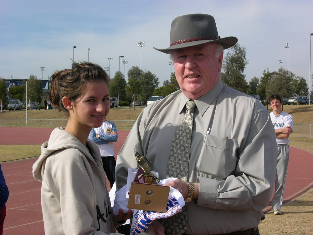 Blacktown City Fun Run trophy presentation, 2005