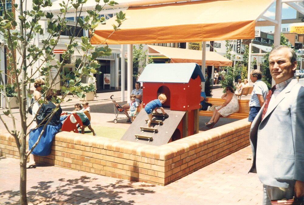 Blacktown City Mall, official opening