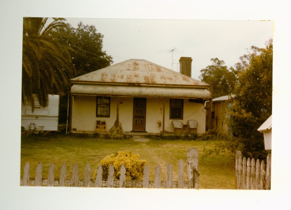 Cottage, 14 Douglas Road, Quakers Hill