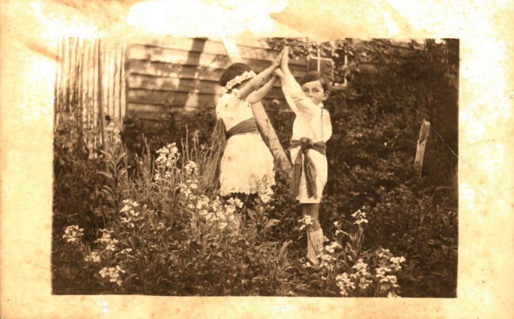 Roma and Ian Lawson, Nyngan, 1919