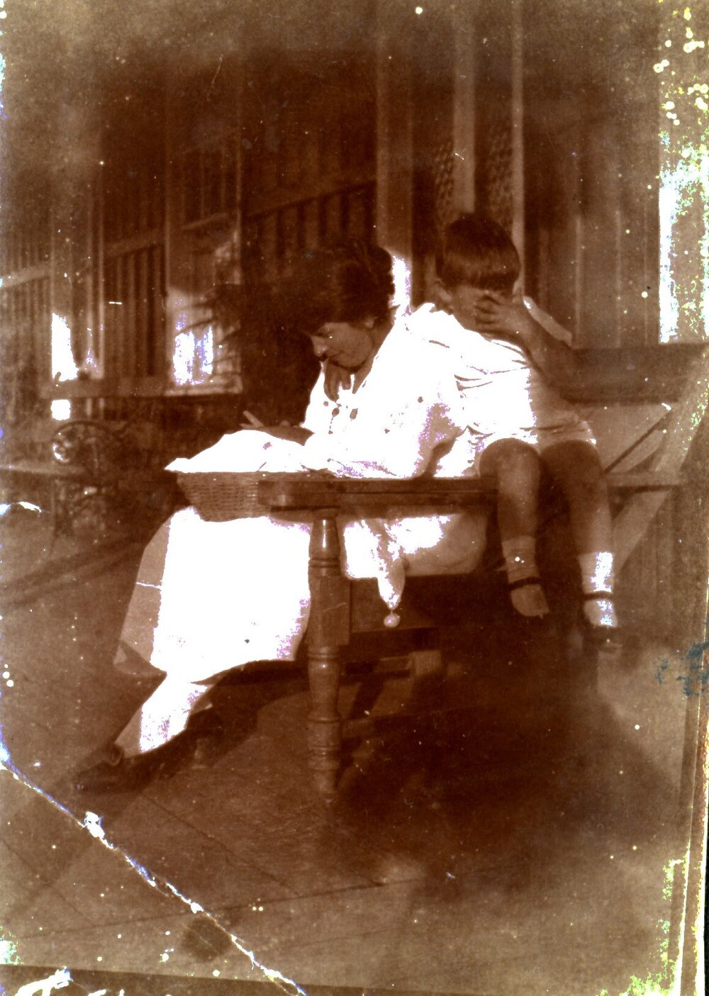 Ivy and Bruce Lawson, Nyngan, 1919