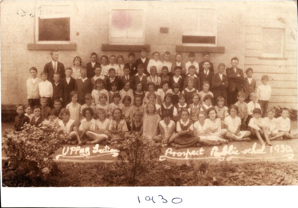 Class photograph, Prospect Public School, 1930