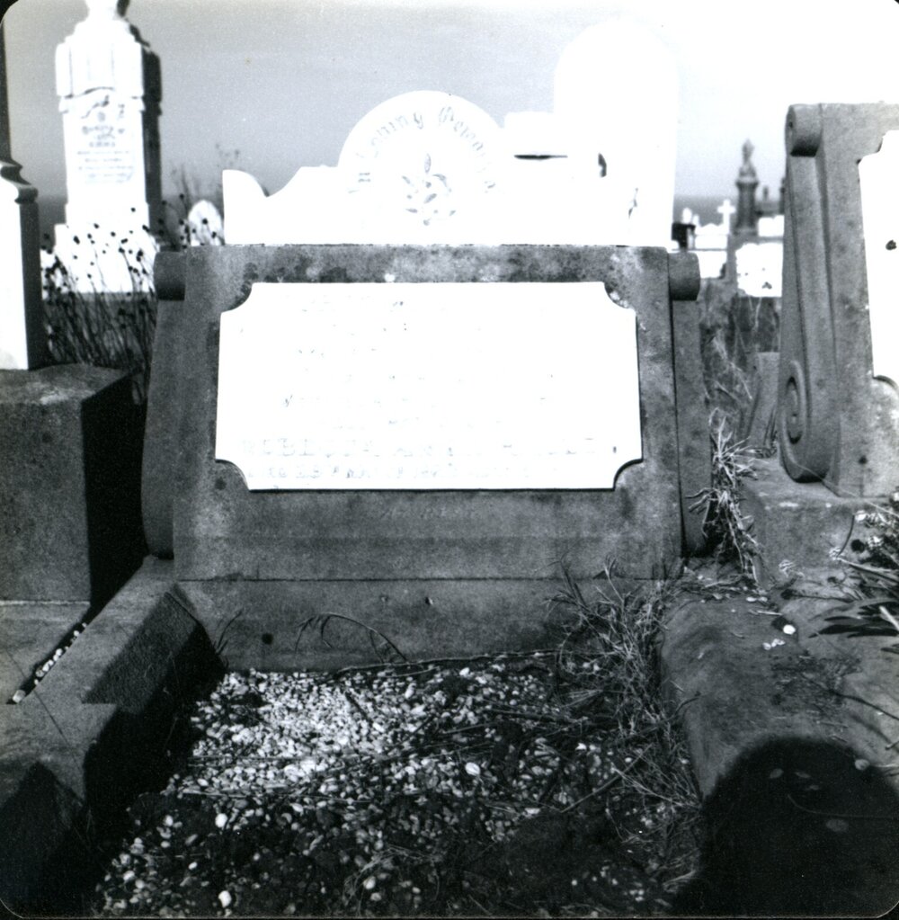 Sophia West Hallen gravestone