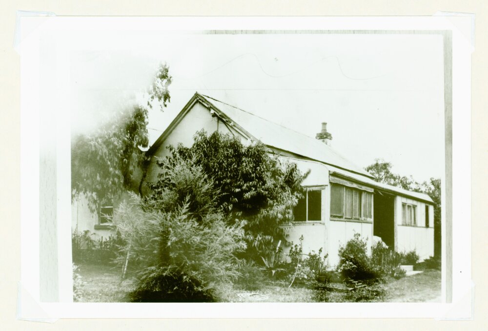 Davis family house, Seven Hills