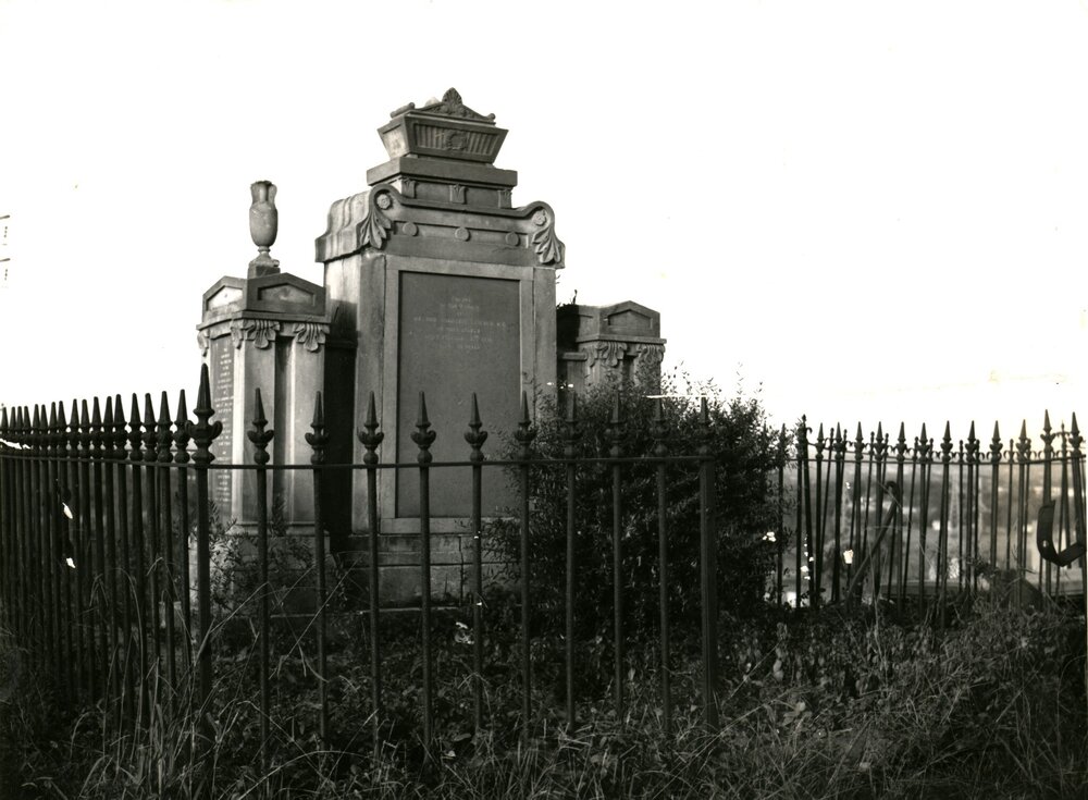 Nelson Lawson vault, St Bartholomew's, Prospect
