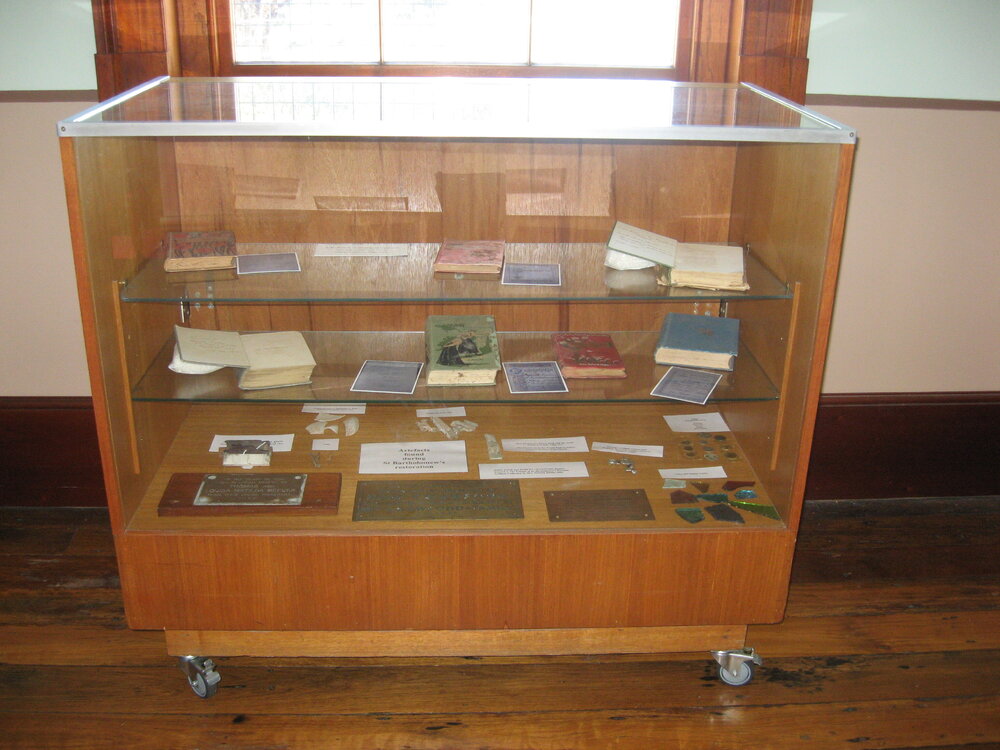 Back to St Bartholomew's Day 2017 (objects display)