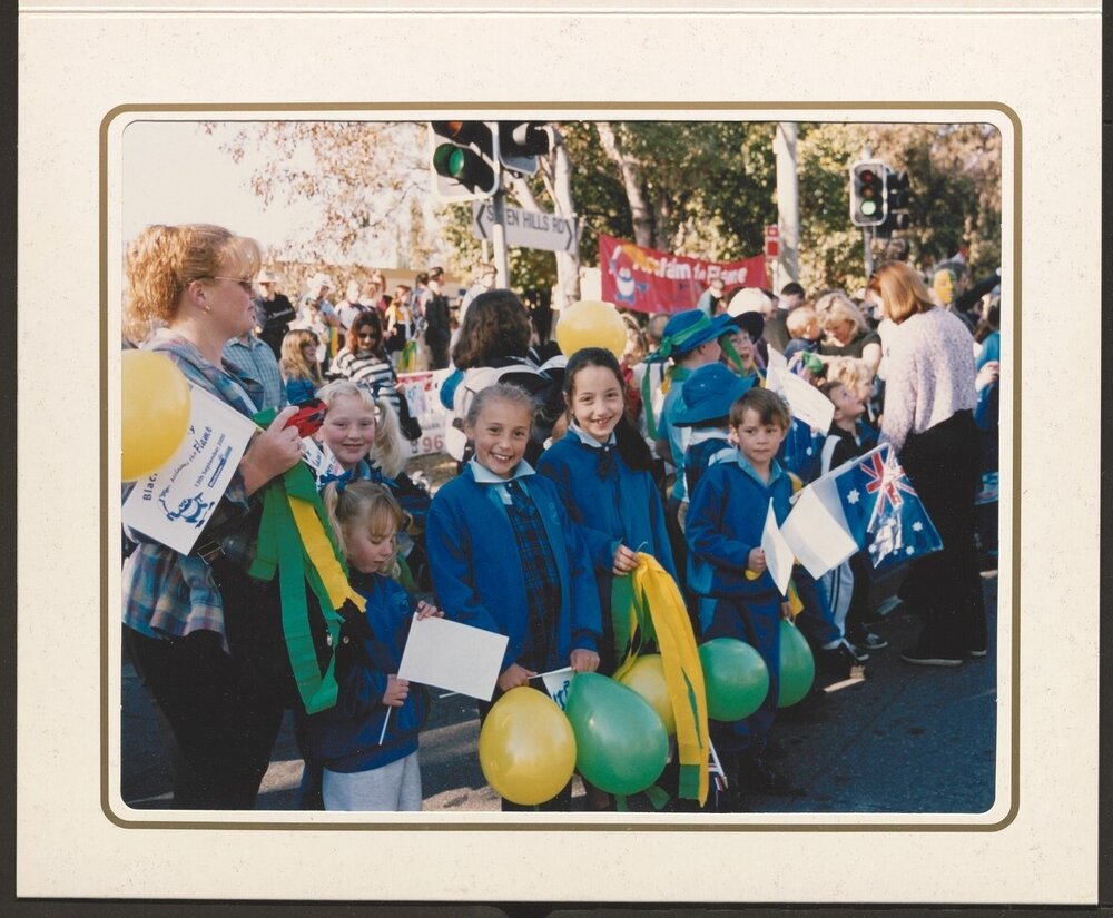 School students waiting for the 2000 Olympics torch relay