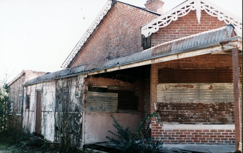 Alroy House, Plumpton