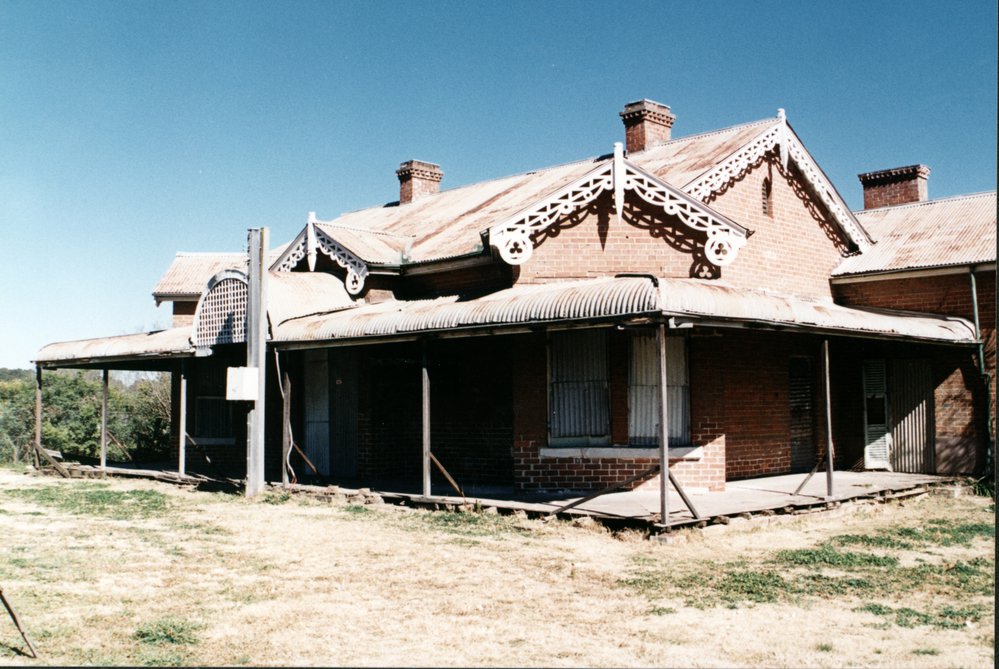 Alroy House, Plumpton