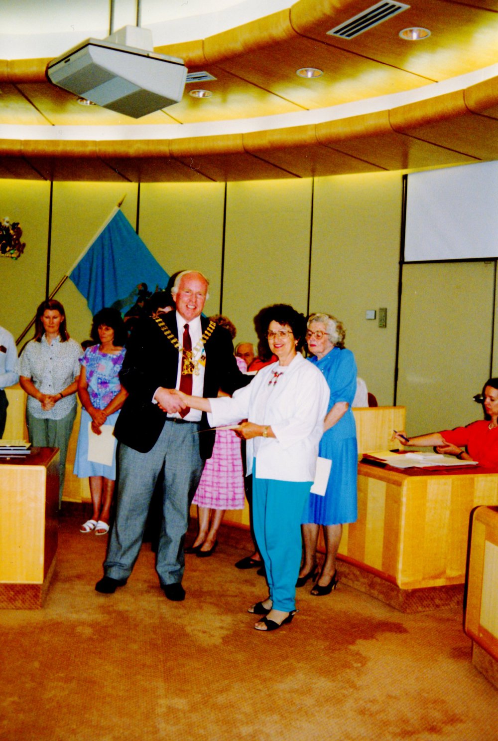 Blacktown City Council Garden competition certificate presentation, 1990