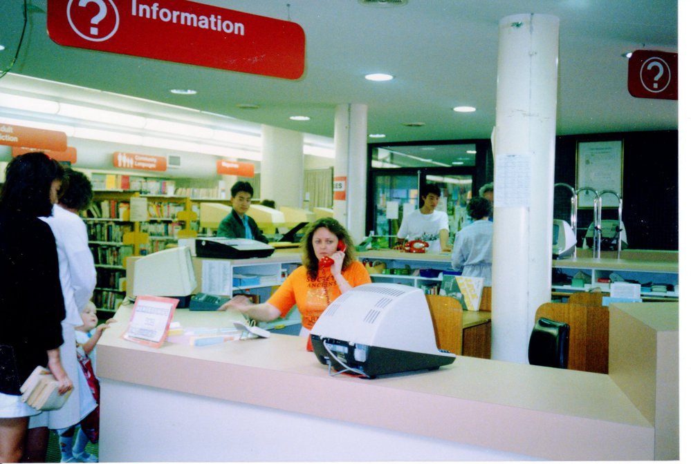 Max Webber Library, Westfield Place Blacktown, 1989 | Blacktown Memories