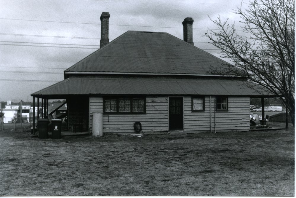 Neoblie, Mount Druitt