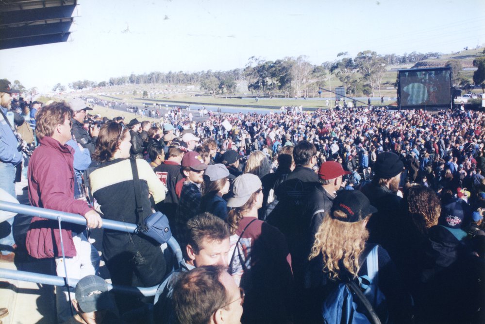 Australian motorcycle grand prix: the "Final Curtain"