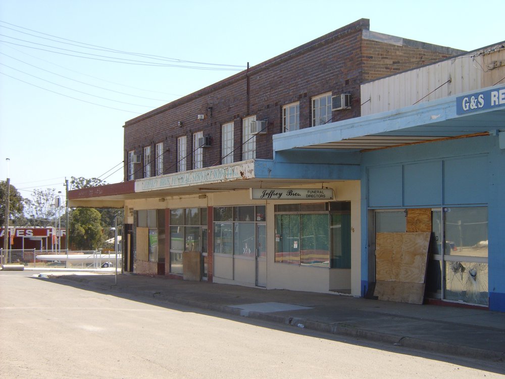 Bedford Road Shopping Centre and Derbyshire Chambers, Blacktown
