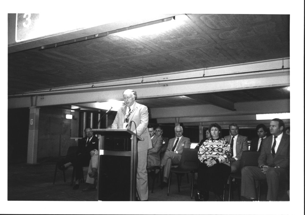 Colo Lane car park, opening of extensions