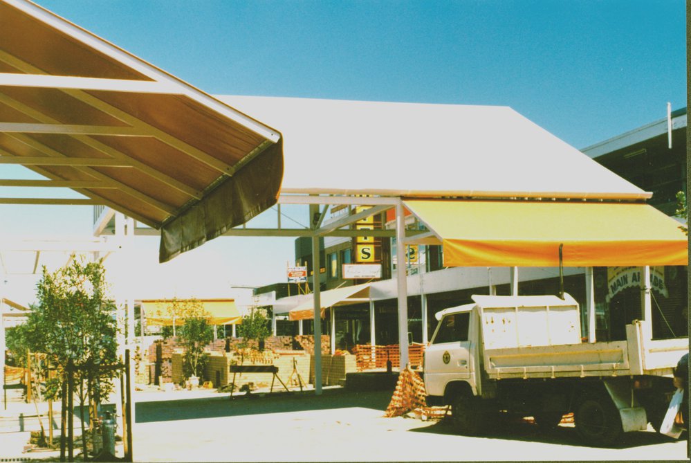 Construction of Blacktown City Mall, 1986
