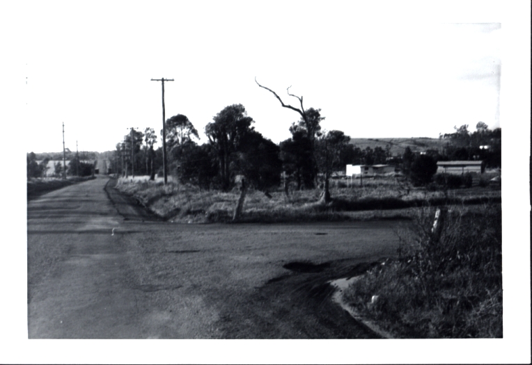 Doonside Road and Holbeche Road Intersection