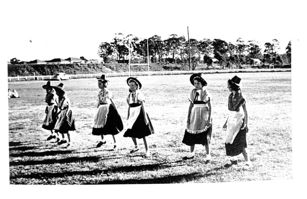 Folk dancing by students of Blacktown Public School at coronation celebrations