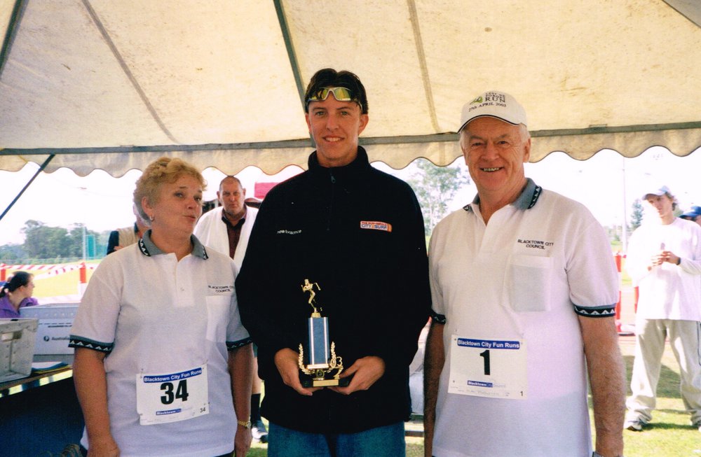 2003 Fun Run trophy presentation | Blacktown Memories