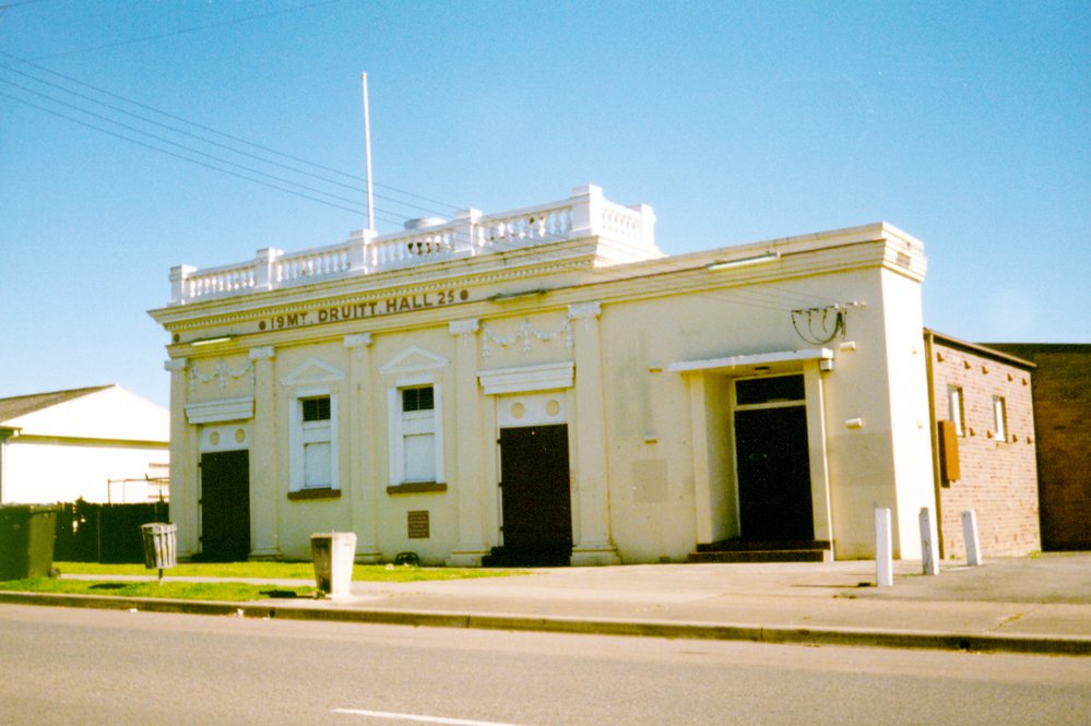 Mount Druitt Hall, Mount Druitt