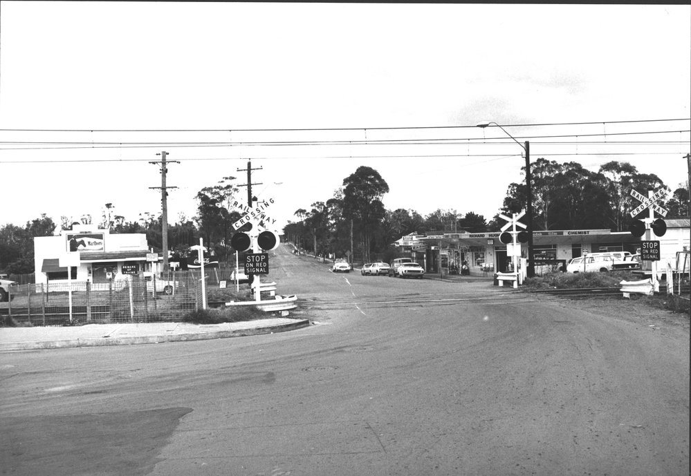 Quakers Hill Railway level crossing