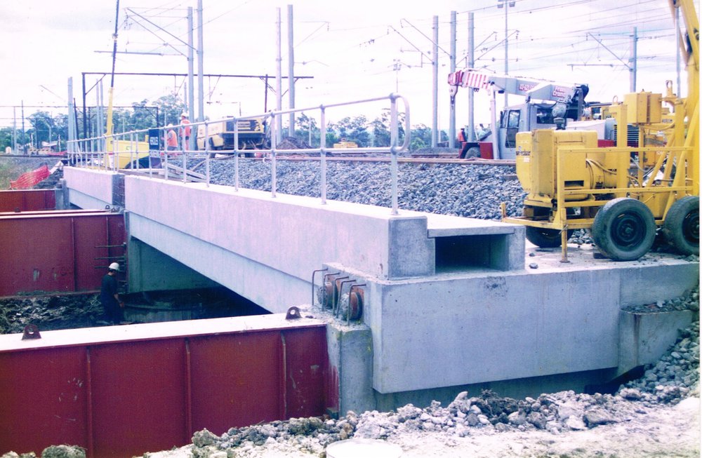Rail bridge over Balmoral Street, Blacktown