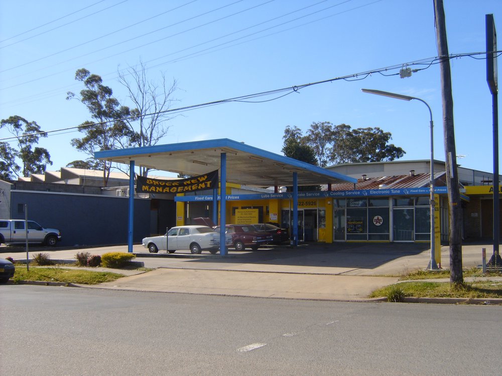 Service Station, Harvey Road, Marayong