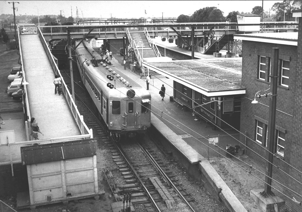 Seven Hills Railway Station, Seven Hills