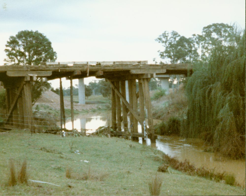 South Creek bridge, Richmond Road