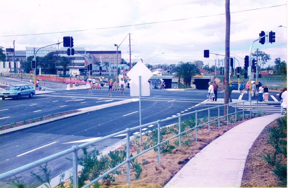 Third Avenue, looking south to the western railway line underpass