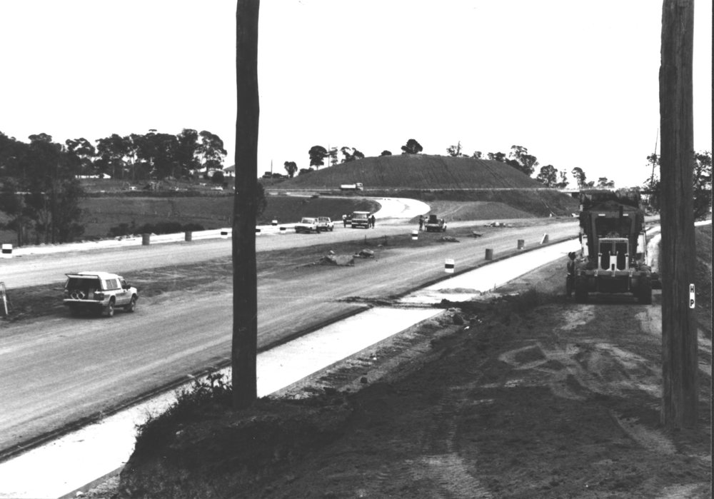 Construction of the Western Motorway, M4