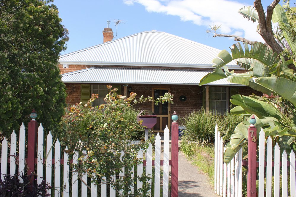 Burns House, Mount Druitt