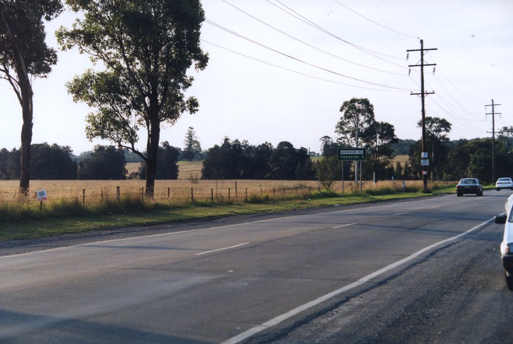 Doonside Road, Doonside