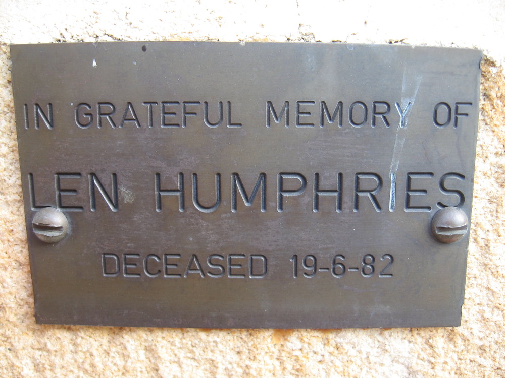 Plaque - Humphries, Len
