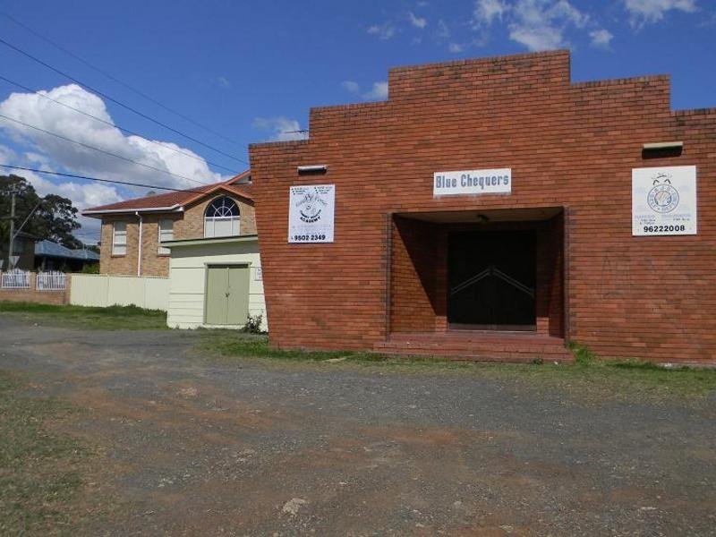 Blue Chequers, Blacktown