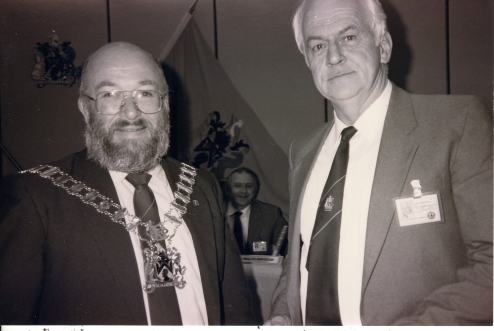 Mayor Robert Sinclair with Alderman Alan Pendleton