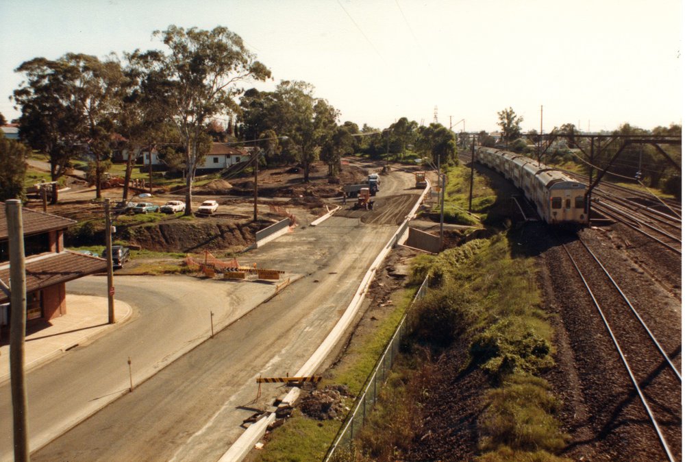 Portico Parade, Toongabbie