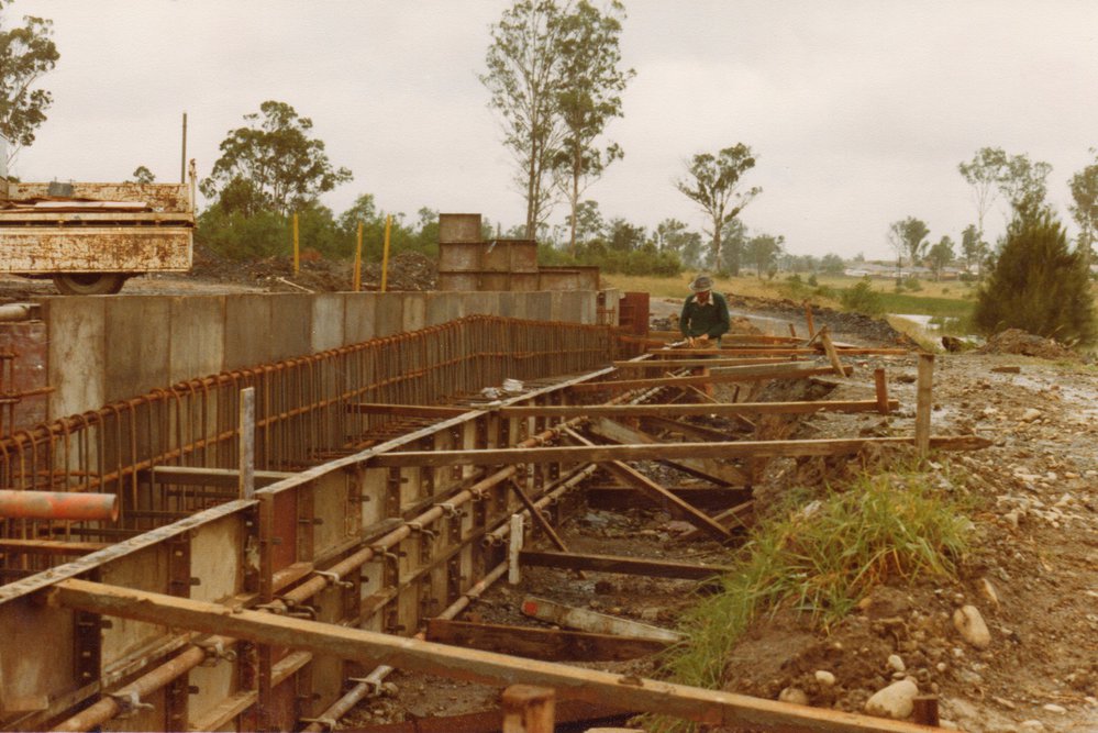 New bridge under construction, Falmouth Road Marayong