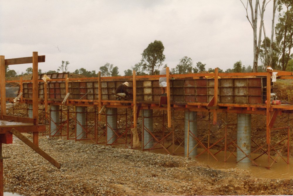 New bridge under construction, Falmouth Road Marayong