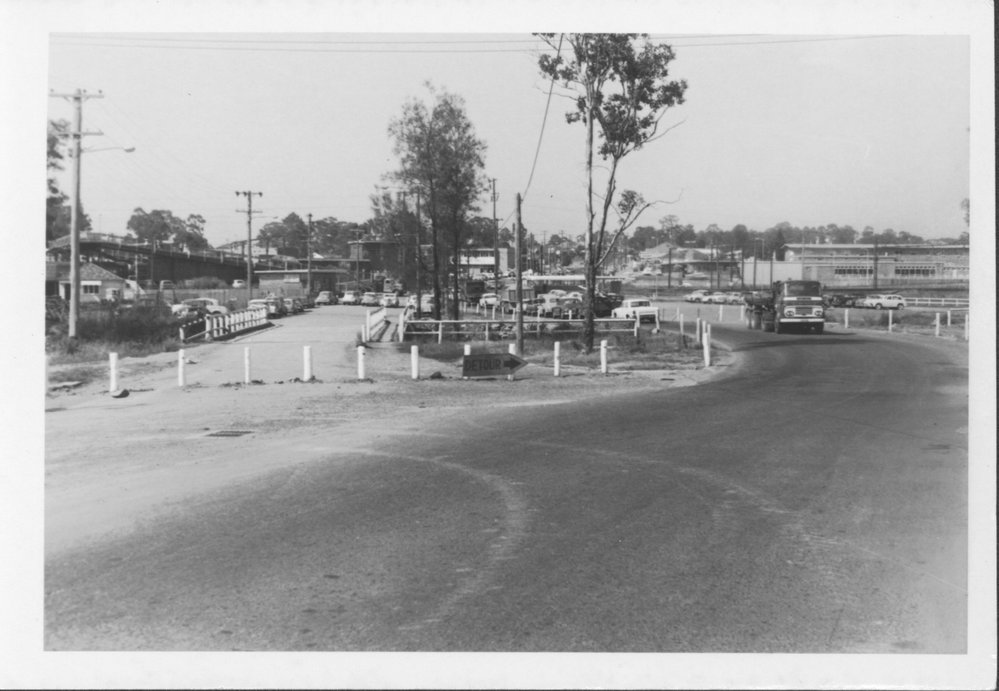 Seven Hills Road, Seven Hills