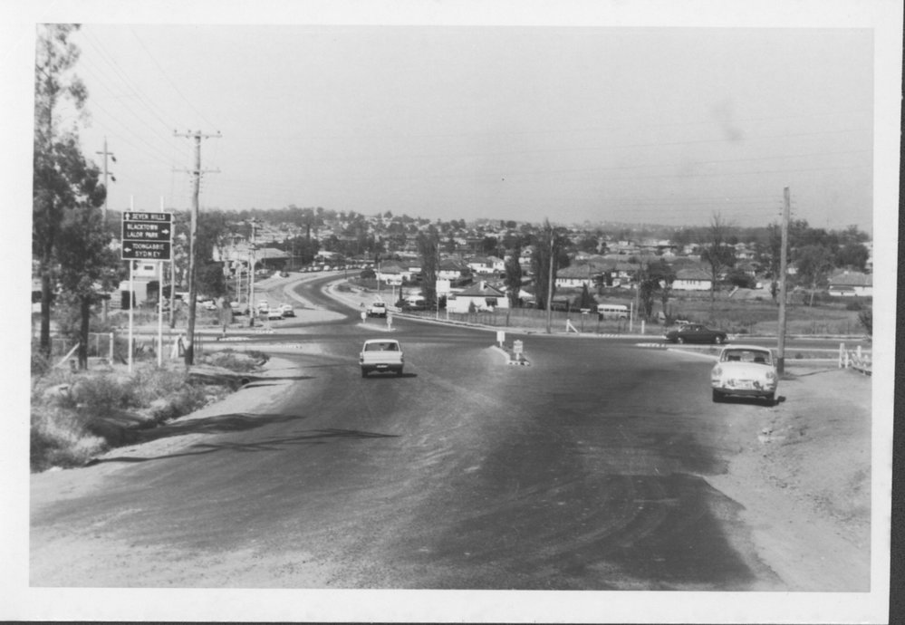 Seven Hills Road, Seven Hills