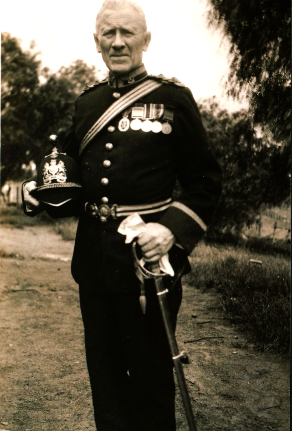 Dr George Lawson