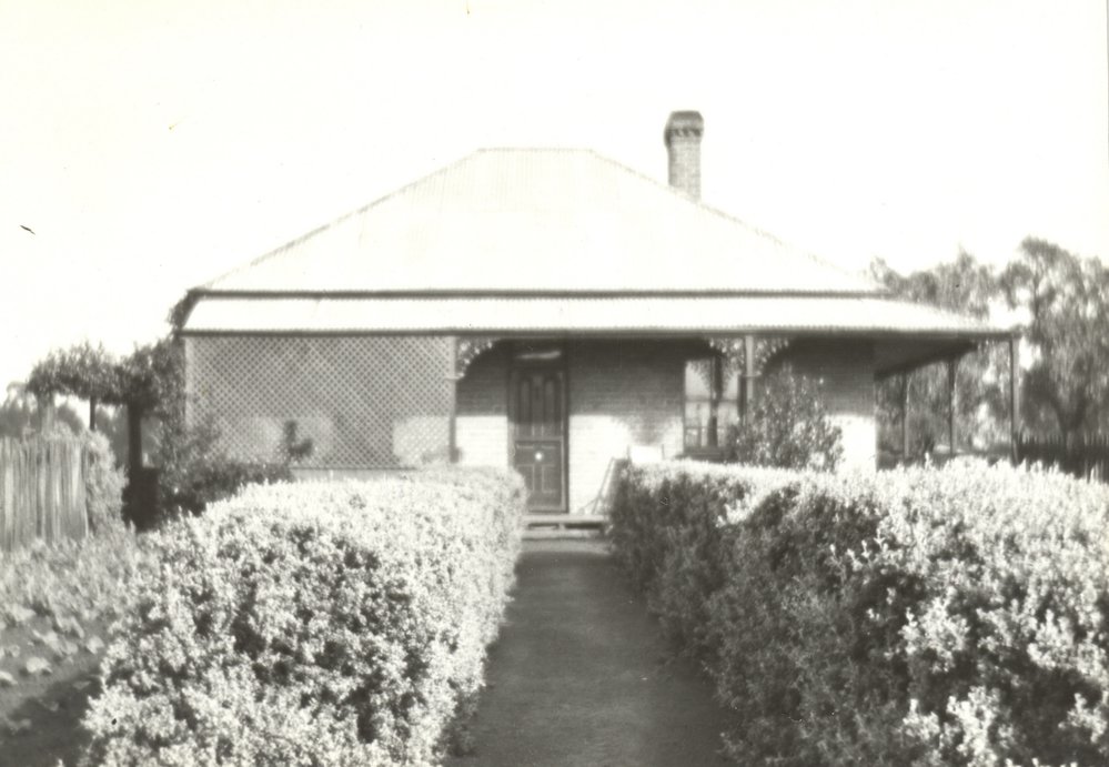 House and slab cottage, Garfield Road West, Marsden Park