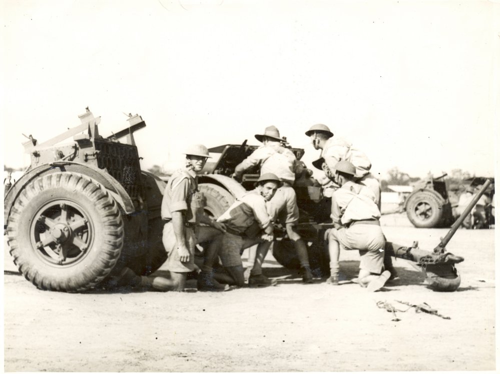 Soldiers at Wallgrove Army Camp